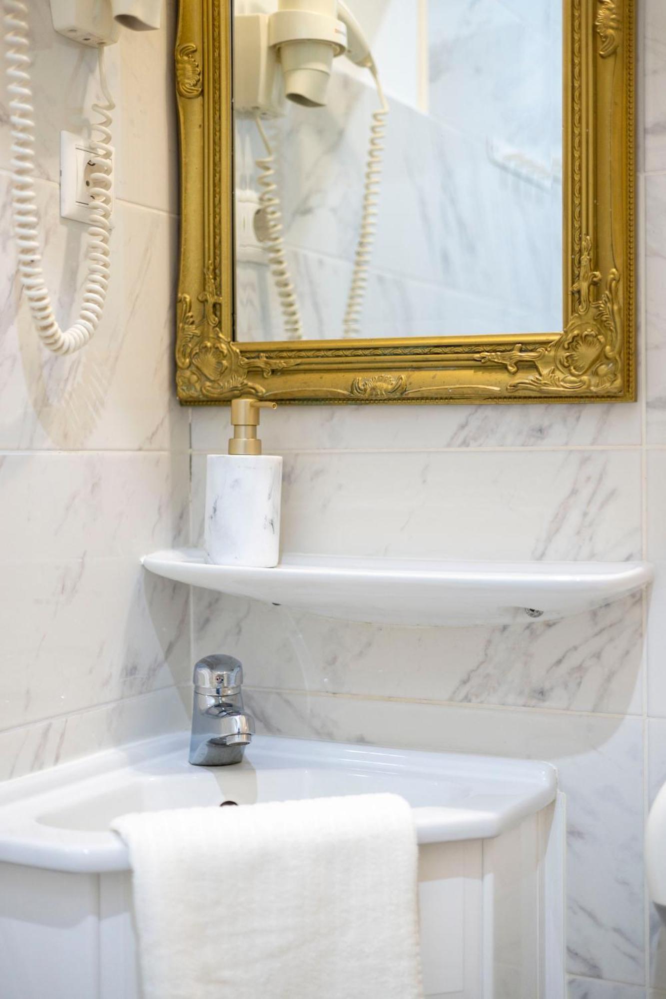 Exclusive Private Residence In The Center Of Bp W 4Bedrms, 4 Bathrms Budapest Eksteriør bilde