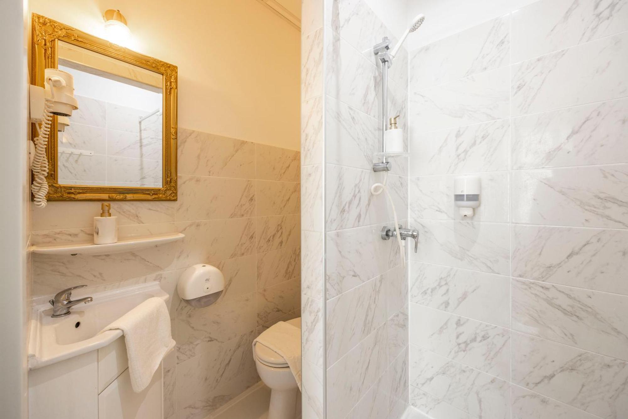 Exclusive Private Residence In The Center Of Bp W 4Bedrms, 4 Bathrms Budapest Eksteriør bilde